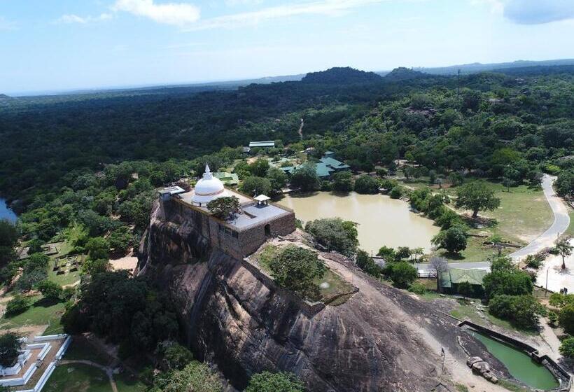 تختخواب و صبحانه Olu Villa Resort
