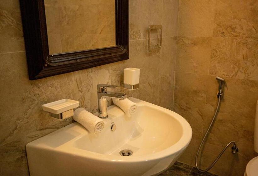 تختخواب و صبحانه Olu Villa Resort
