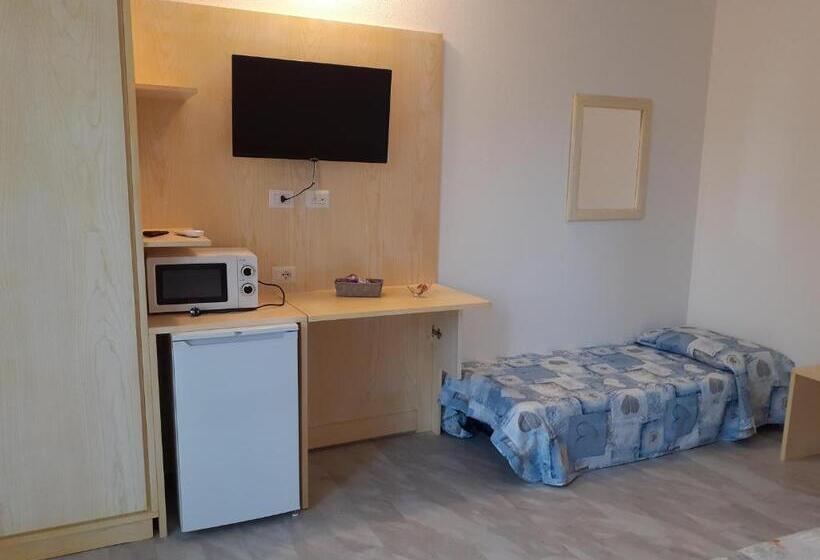 فندق Agriturismo B&b Mares E Montes De Marrante