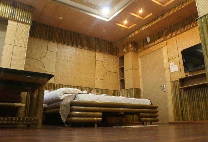 בית מלון כפרי Himalaya