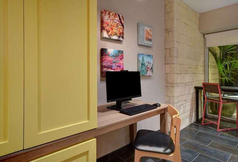 ホテル Home2 Suites By Hilton East Hanover