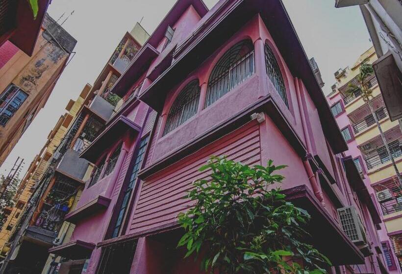 ホテル Oyo 80299 The Bougain Villa