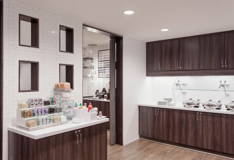 هتل Residence Inn By Marriott Loma Linda Redlands