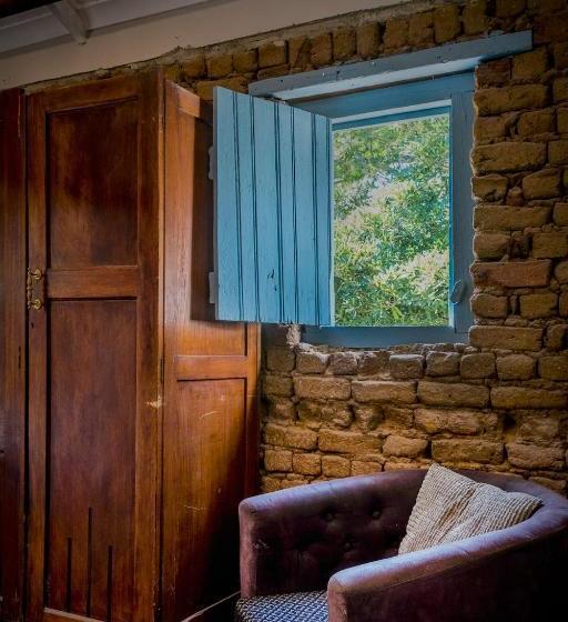 פנסיון 1 Queen Vic