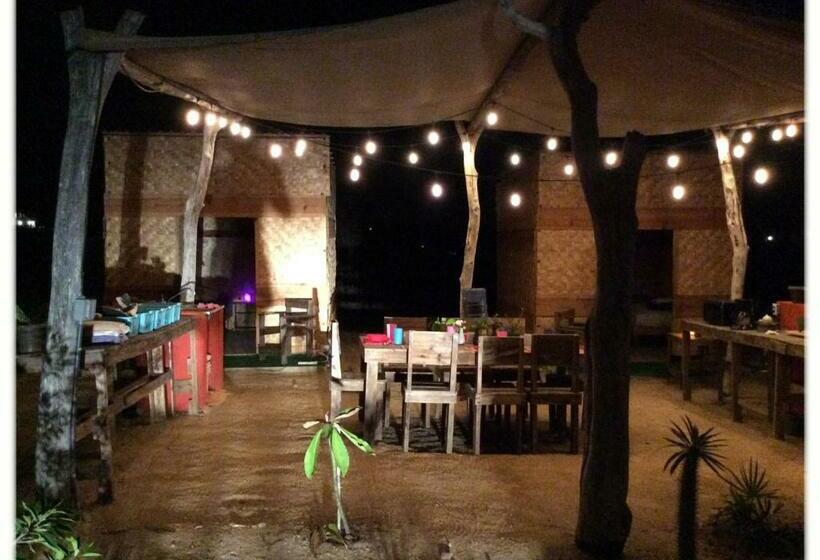 پانسیون Room In Guest Room   Camp   Santos Cabana Fabricio