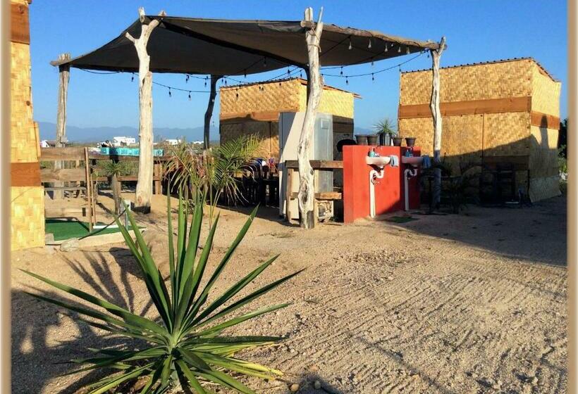 پانسیون Room In Guest Room   Camp   Santos Cabana Fabricio