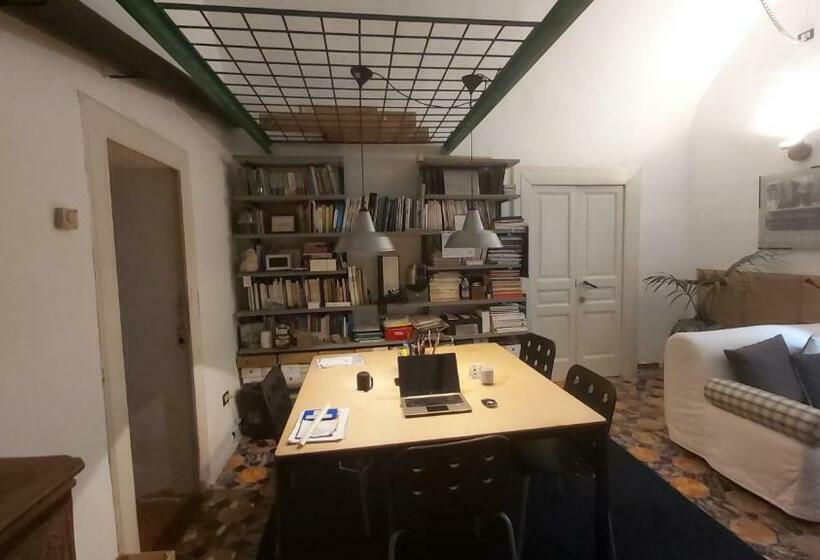 Пансион Room In Villa   Dimora Aganoor Business Suite