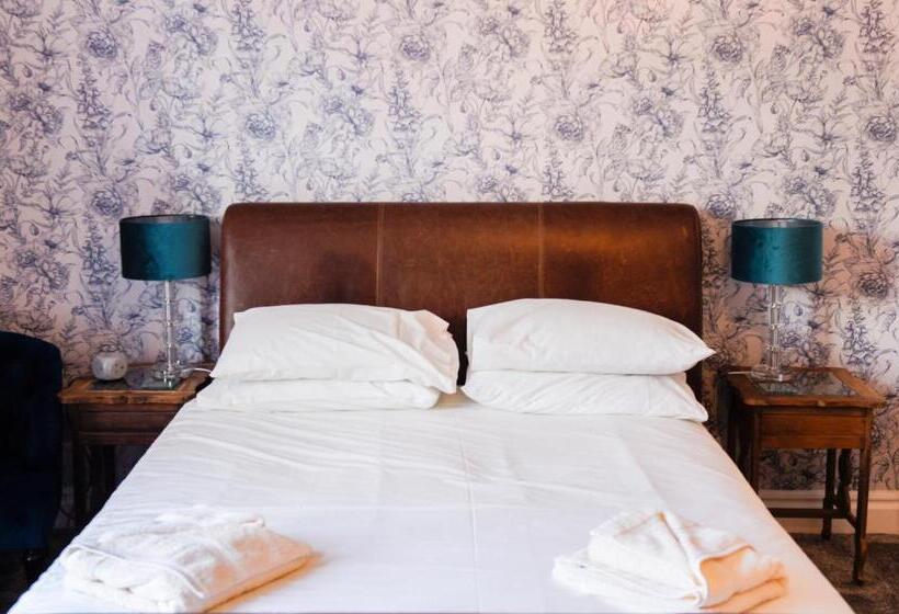 مبيت وإفطار Hillcrest Whitby