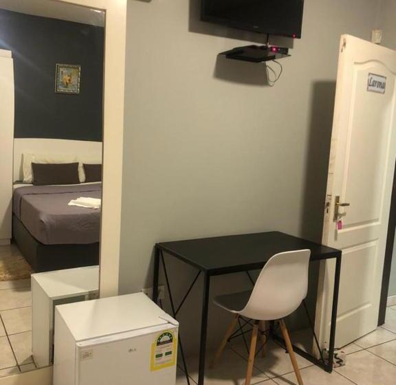 تختخواب و صبحانه Homey Guesthouse