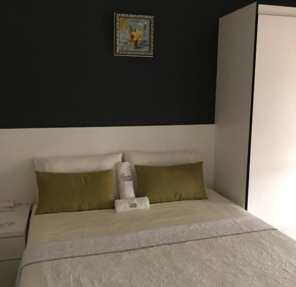 تختخواب و صبحانه Homey Guesthouse