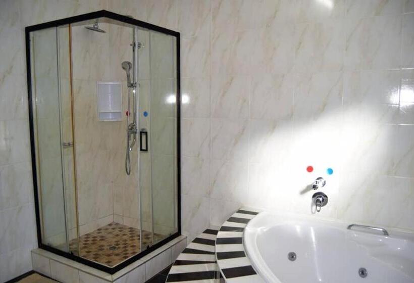 تختخواب و صبحانه Homey Guesthouse