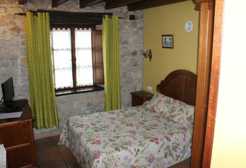تختخواب و صبحانه La Venta De Quijas