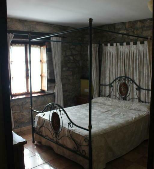 تختخواب و صبحانه La Venta De Quijas