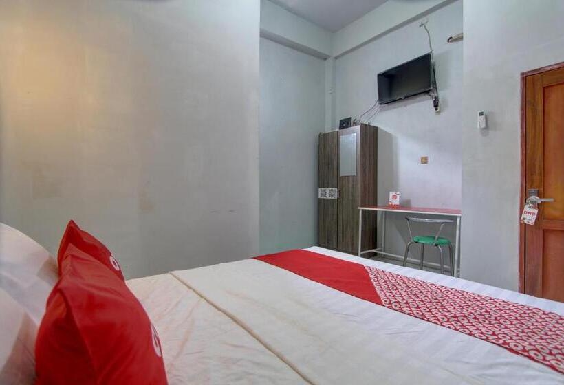 فندق Capital O 91690 Moza Guest House