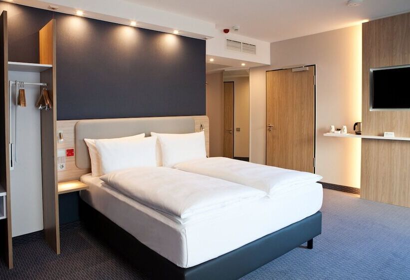 هتل Holiday Inn Express Offenburg, An Ihg