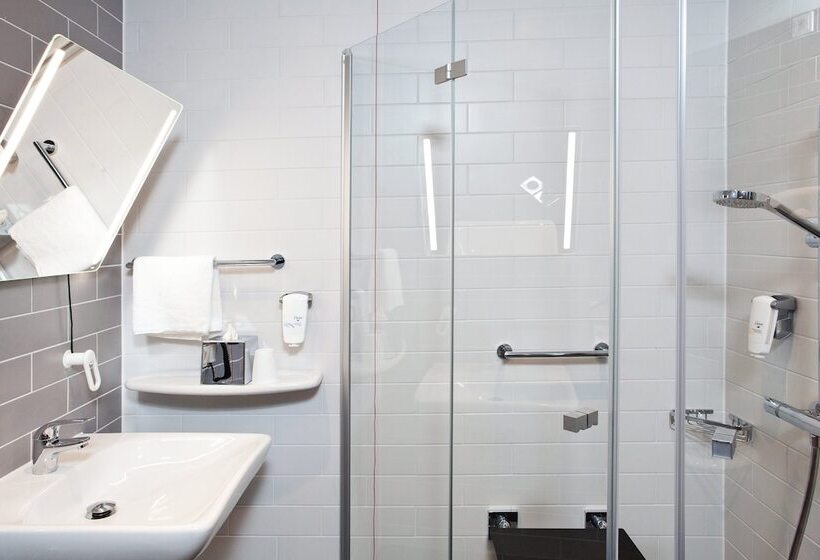 هتل Holiday Inn Express   Offenburg, An Ihg