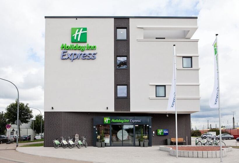 هتل Holiday Inn Express   Offenburg, An Ihg