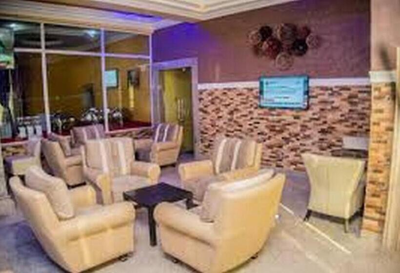 پانسیون Room In Lodge   Hampton Towers Spa