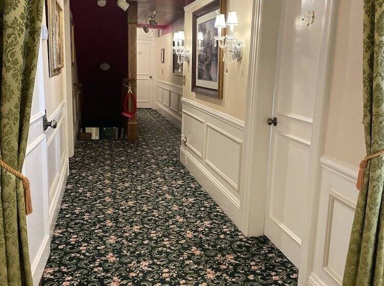 Heber Senator Bed And Breakfast