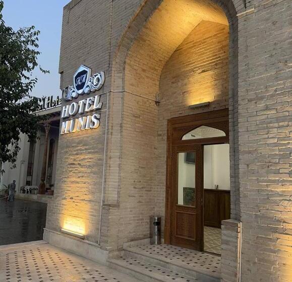 בית מלון כפרי Munis