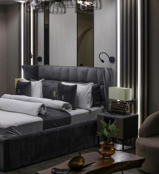 هتل Elexus Apartments Poiana Brasov