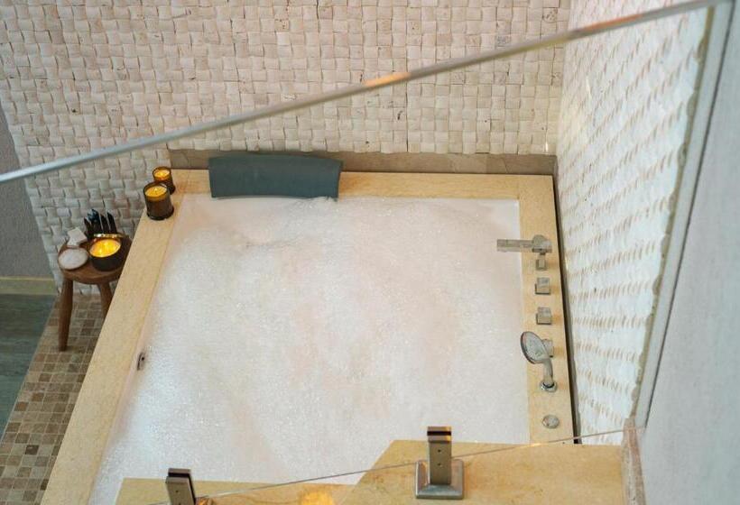 هتل Elexus Apartments Poiana Brasov