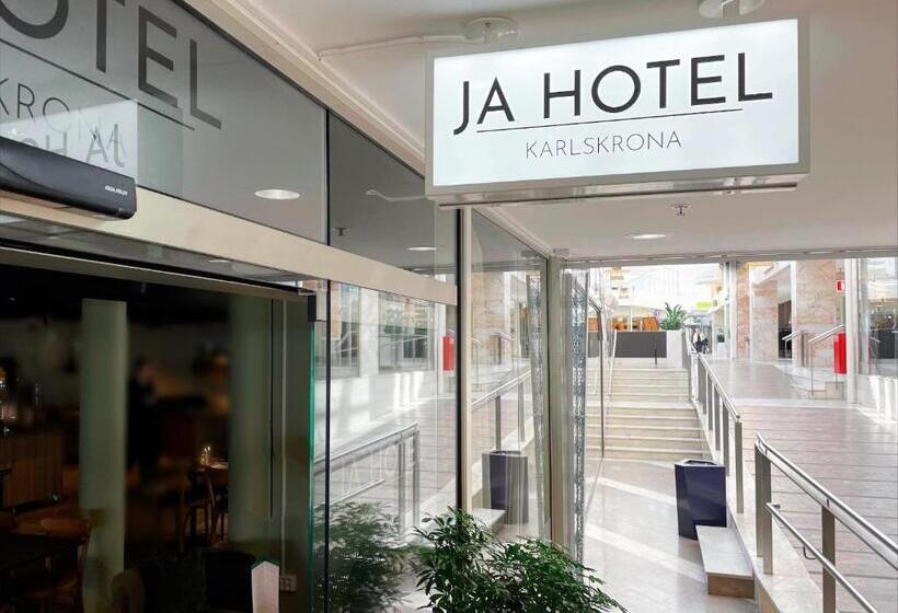 هتل First  Ja