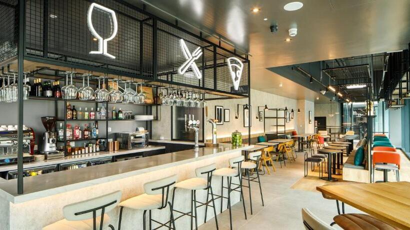 Fotos del hotel Ibis London Sutton Point:  23