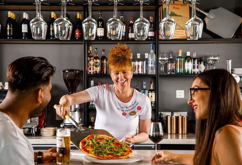 Fotos del hotel Ibis London Sutton Point:  11