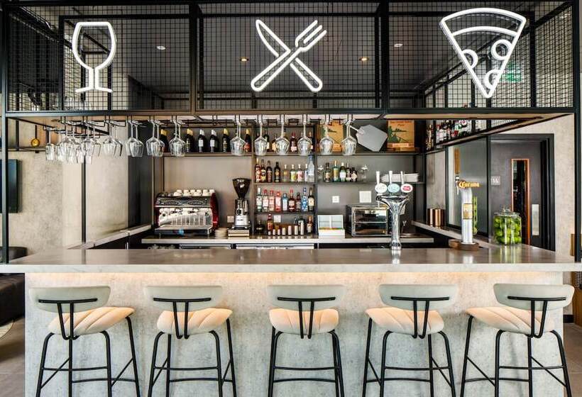 Fotos del hotel Ibis London Sutton Point:  63