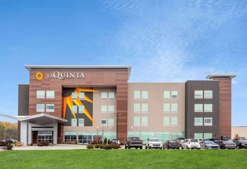 هتل La Quinta Inn & Suites By Wyndham Shorewood