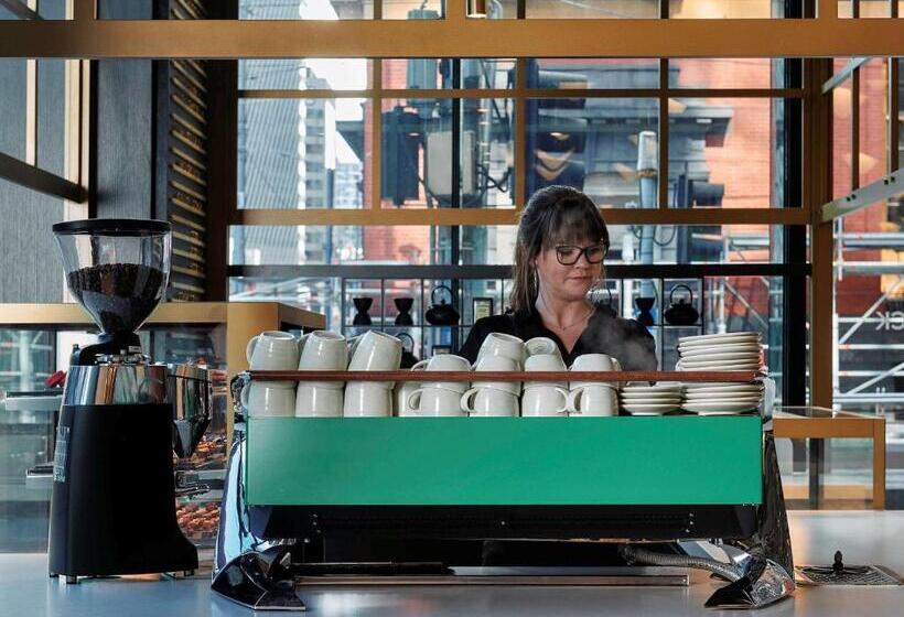 Movenpick Hotel Melbourne On Spencer