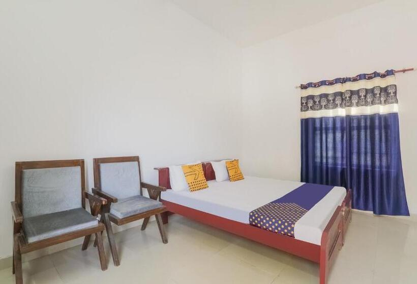 Отель Spot On Sahyadri Inn