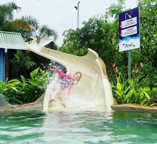 هتل Termales Del Arenal