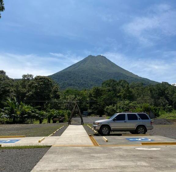 هتل Termales Del Arenal