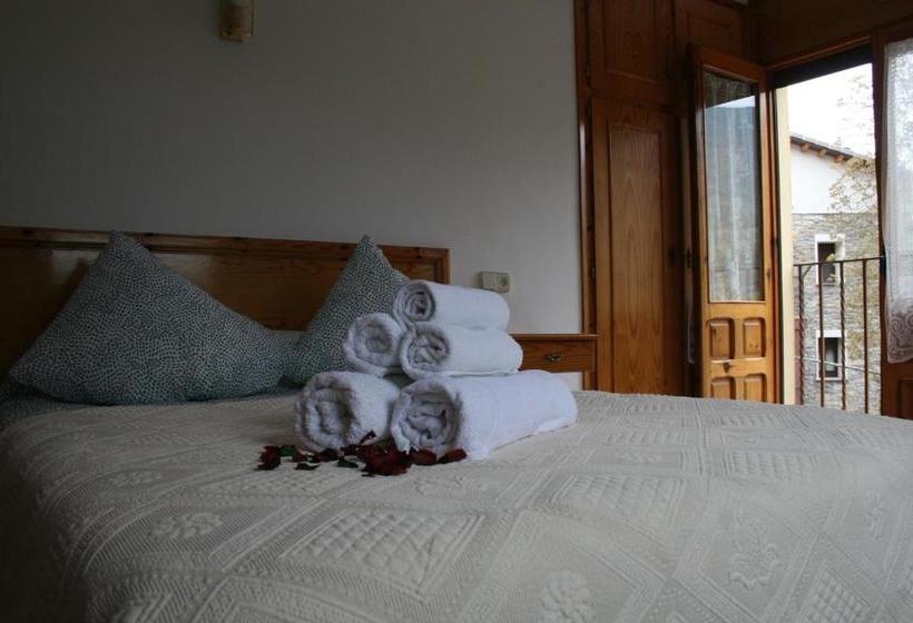 膳宿费 Fonda Naval