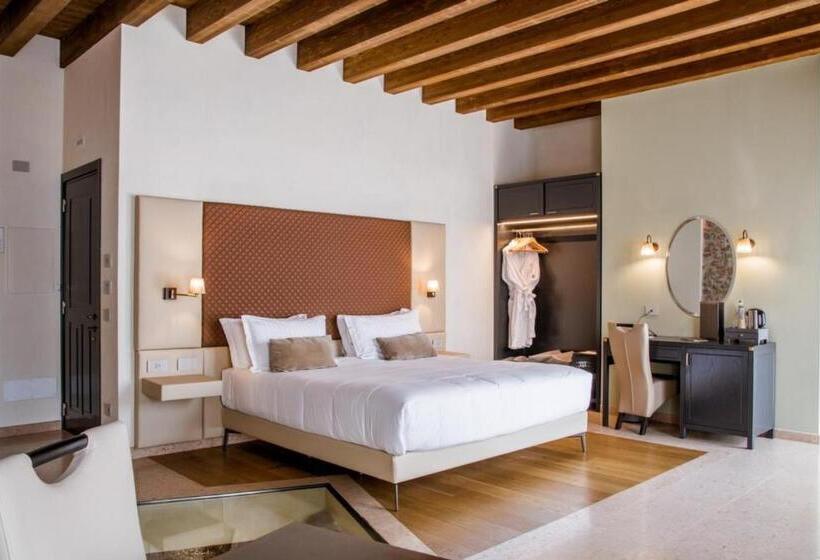 هتل Corte Regia Relais & Spa