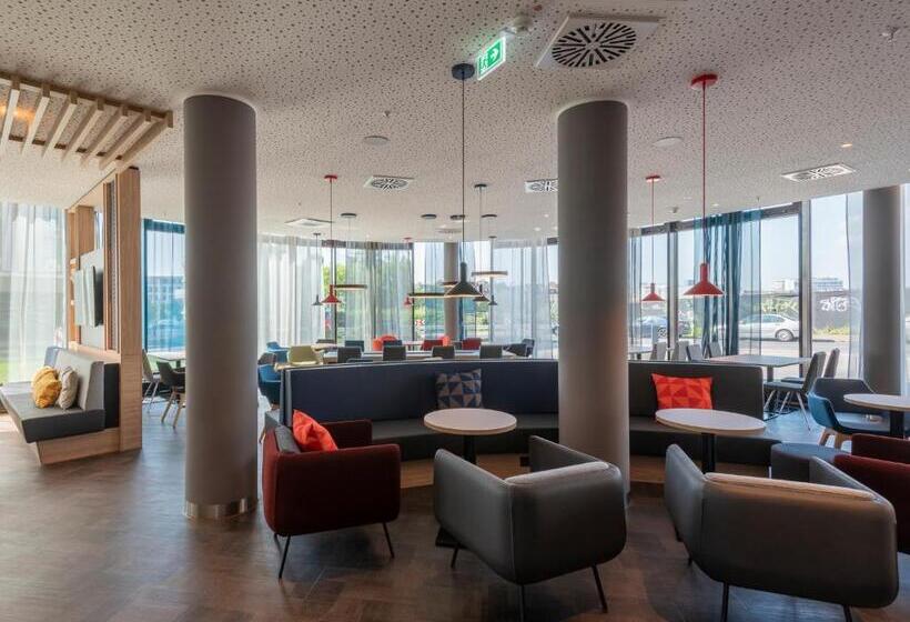 هتل Holiday Inn Express Dusseldorf Hauptbahnhof