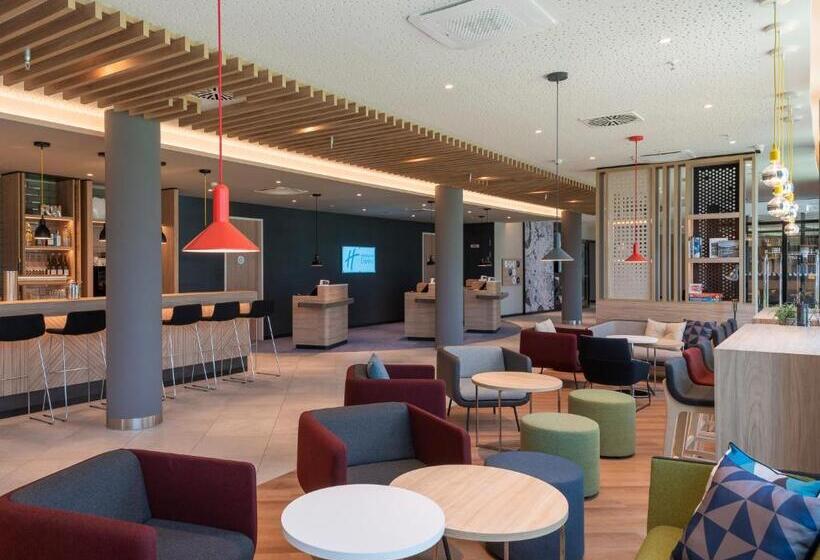 هتل Holiday Inn Express Düsseldorf   Hauptbahnhof, An Ihg