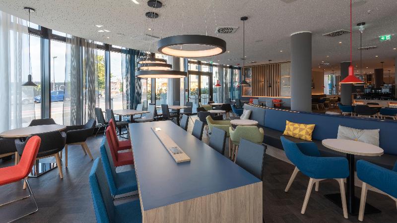 هتل Holiday Inn Express Düsseldorf   Hauptbahnhof, An Ihg
