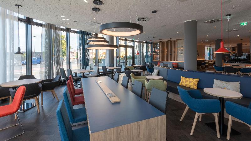 هتل Holiday Inn Express Düsseldorf   Hauptbahnhof, An Ihg