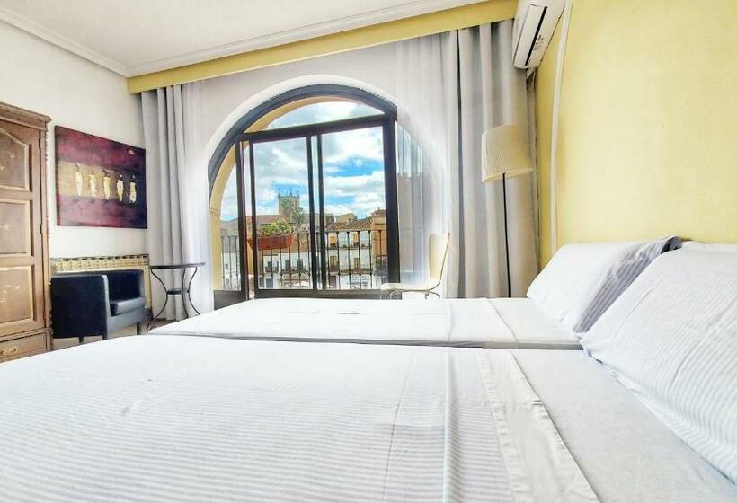 هتل Hostal Martes Cáceres Plaza Mayor Tercer Piso Sin Ascensor