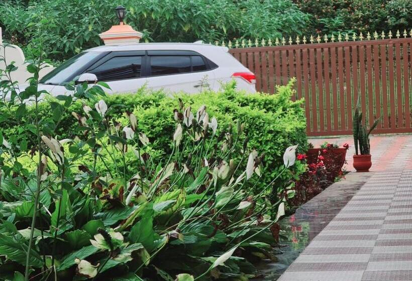 פנסיון Hidden Heaven