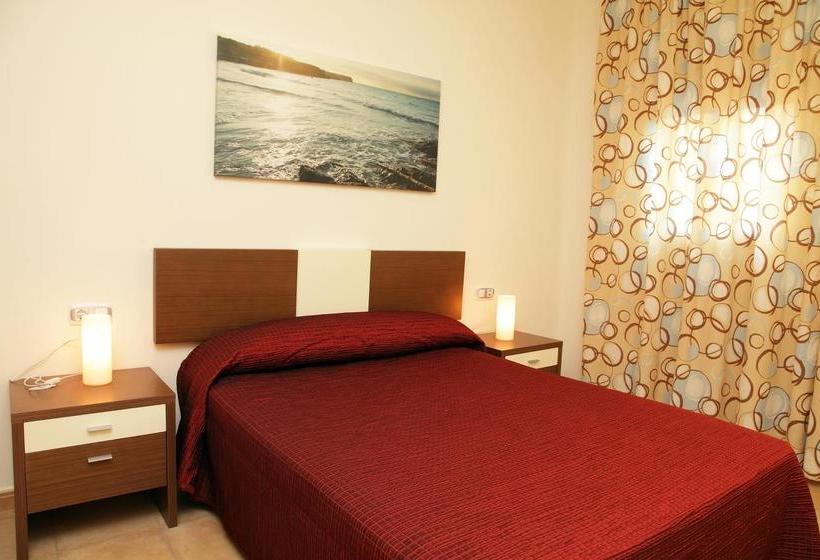 Apartamentos Turisticos Aguilas De Los Collados