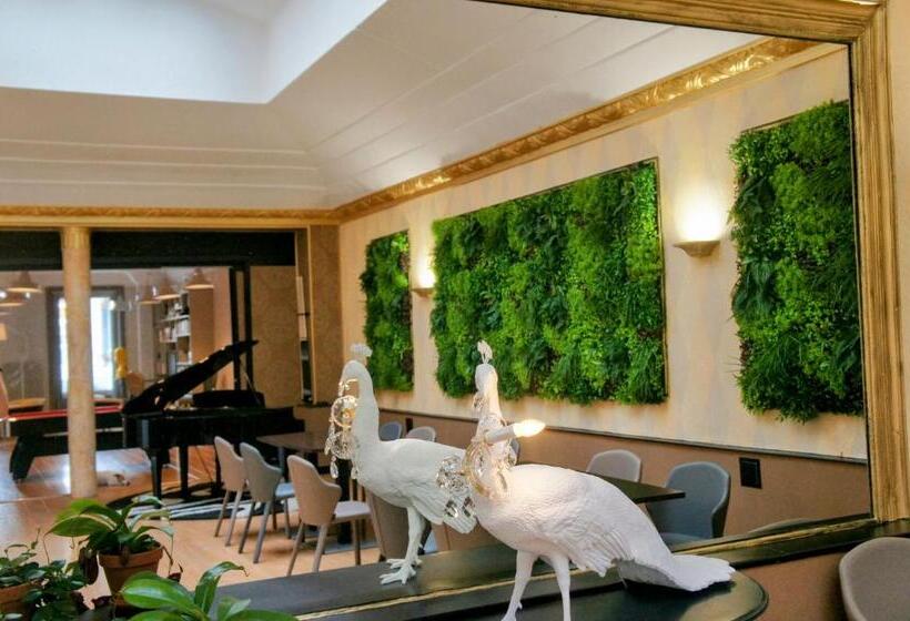 هتل Arverna Vichy   Clt
