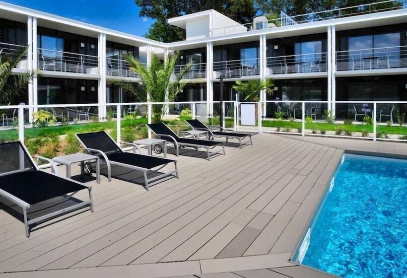 هتل Eden Park Pau Est, Avec Piscine