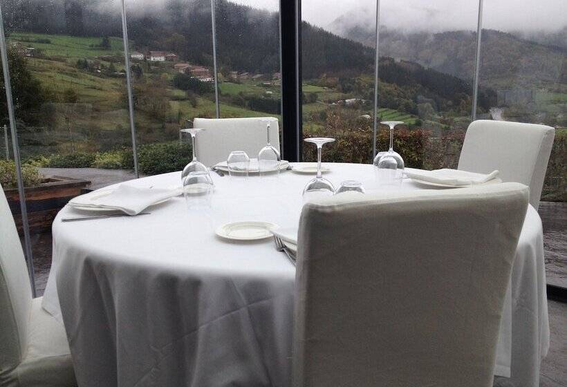 Ellauri Hotel   Adults Only