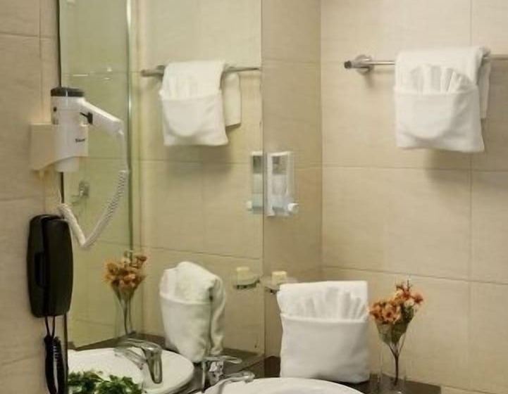 Avis Hotel By Ws Group