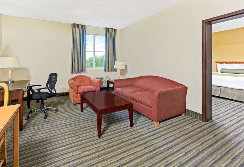 هتل Spark By Hilton Miami Doral