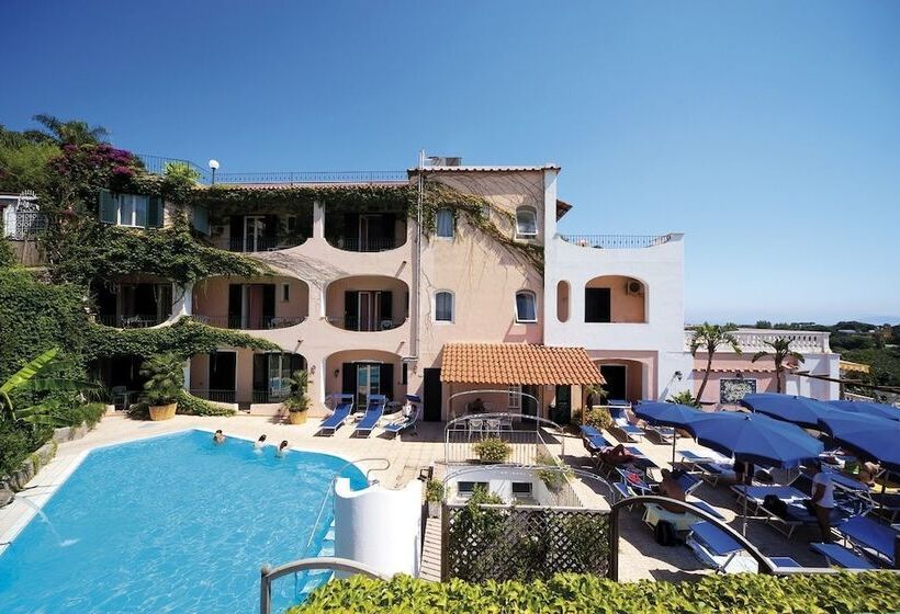 هتل Bellevue Benessere & Relax